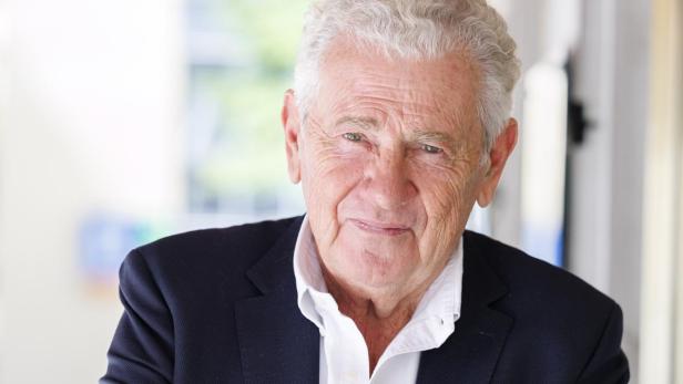 Andreas Mölzer