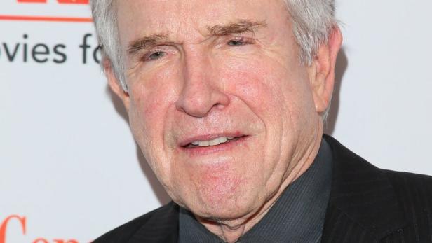 Warren Beatty mit grauen Haaren
