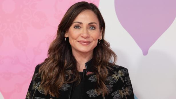 Natalie Imbruglia mit langen braunen Haaren
