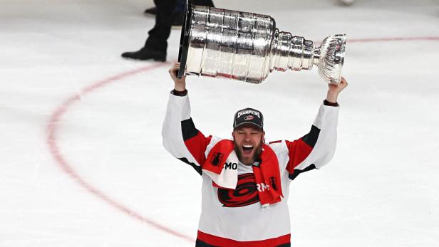 Carolina mit Stanley Cup