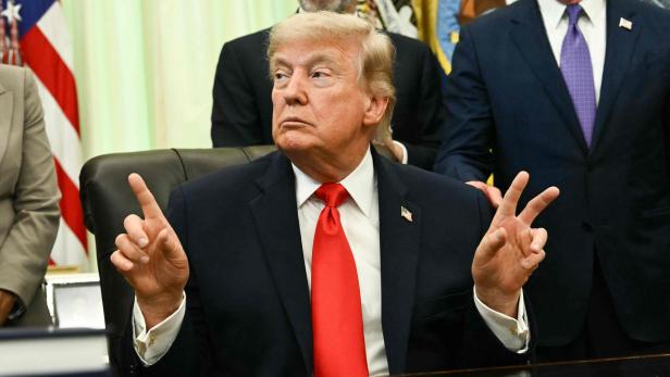 FILES-US-POLITICS-TRUMP