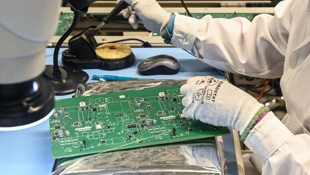 Die Computer-Hardware für Künstliche Intelligenz ist stark gefragt und beschert Herstellern saftige Einnahmen.