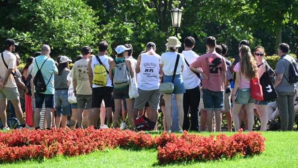 ++ THEMENBILD ++ TOURISMUS / WIRTSCHAFT / BRANCHEN / FREIZEIT / HANDEL / URLAUB