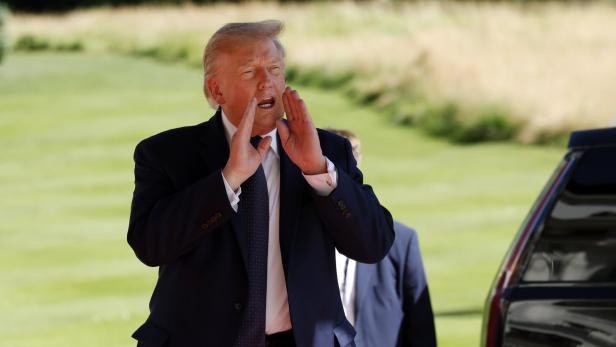 France hosts G7 summit in Evian-les-Bains