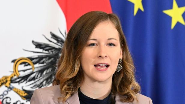 Claudia Bauer