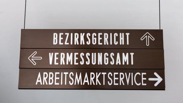 PRÜFUNGSTAGSATZUNG IM PRIVATKONKURSVERFAHREN GEGEN K.-H. GRASSER