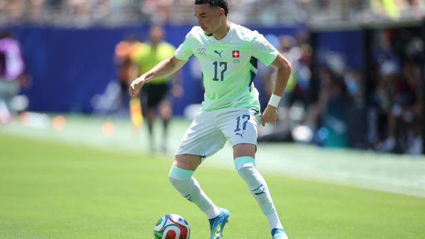 FOI-SOC-SPO-WCS-QATAR-V-SWITZERLAND:-GROUP-B-FIFA-WORLD-CUP-20
