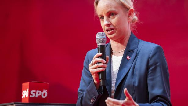 Staatssekretärin Michaela Schmidt