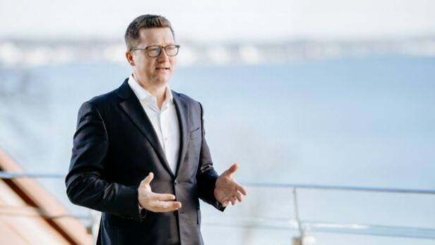 Finanzielle Eigenverantwortung: Sven Lorenz verrät, warum Unternehmer bei ihrem Vermögen endlich selbst das Steuer übernehmen müssen