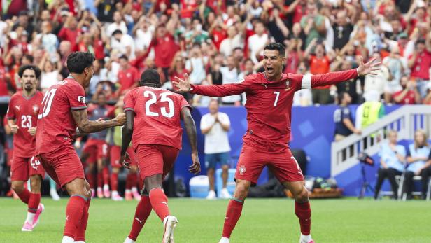 Portugal schlug Usbekistan mit 5:0