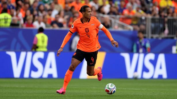FOI-SOC-SPO-WCS-NETHERLANDS-V-SWEDEN:-GROUP-F-FIFA-WORLD-CUP-2