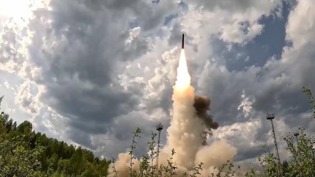 Russia, Belarus conduct nuclear exercise