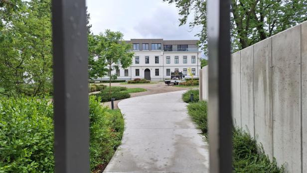 Luxuswohnungen im Privatpark.
