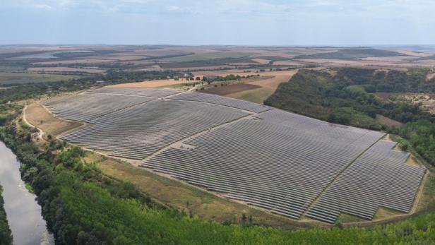 Eines der größten Enery-Projekte: Der Solarpark in Tsenovo, Bulgarien, mit 113 MW Spitzenleistung.