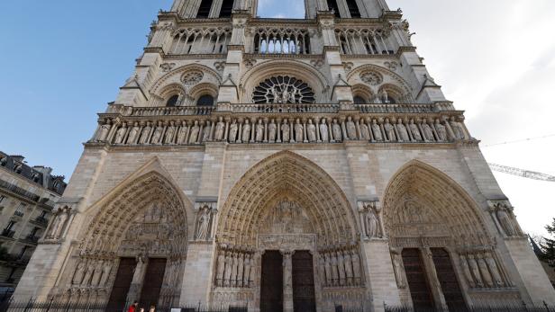 Official ceremony marks reopening of Notre-Dame Cathedral