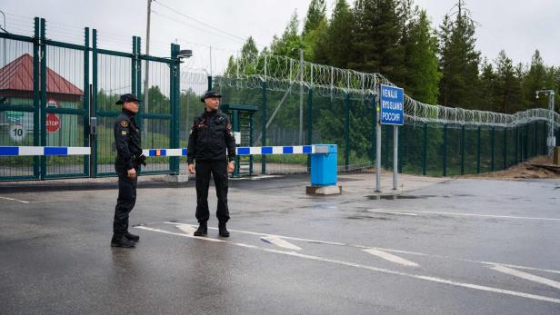 FINLAND-RUSSIA-BORDER-DEFENCE
