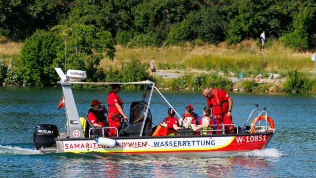 ++ THEMENBILD ++ SOMMER / WASSER / WASSERRETTUNG / HITZE