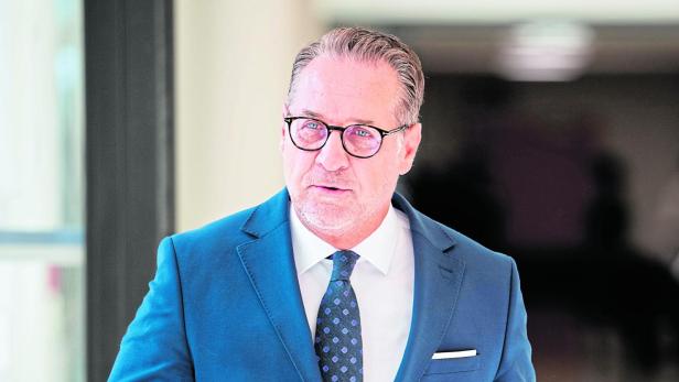 PROZESS GEGEN EX-VIZEKANZLER STRACHE IN DER CAUSA "LEBENSVERSICHERUNG"