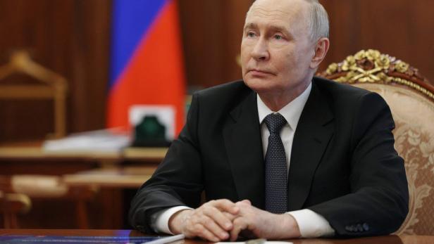 RUSSIA-POLITICS