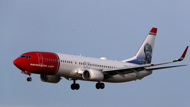 FILE PHOTO: A Norwegian Air plane