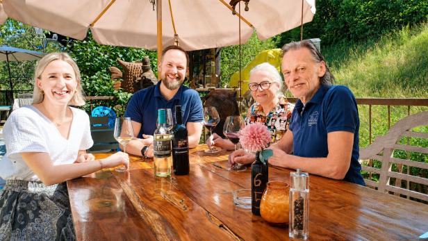 Junior- und Seniorchefs und vier Achtel Scheinheilig.