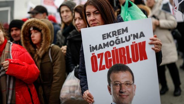 TURKEY-POLITICS-OPPOSITION-TRIAL-CORRUPTION