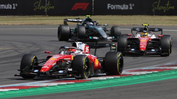 Charles Leclerc gewann vor Lewis Hamilton