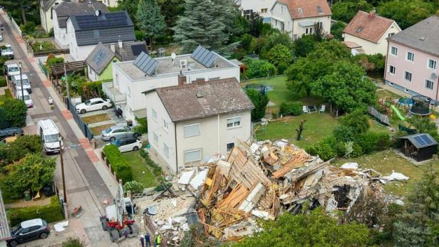 93-JÄHRIGER SPRENGTE IN WIEN HAUS IN DIE LUFT - NEUN VERLETZTE