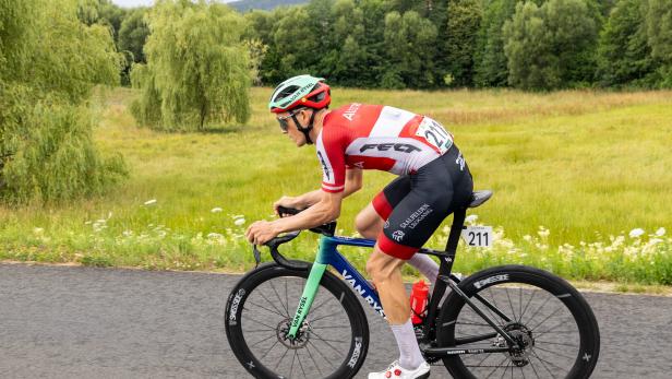 TOUR OF AUSTRIA: 1. ETAPPE VON GRAZ BIS GAMLITZ: MÜHLBERGER (AUT)