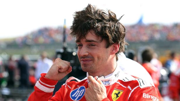 Charles Leclerc drehte in seinem SF-26 die ersten Runden.