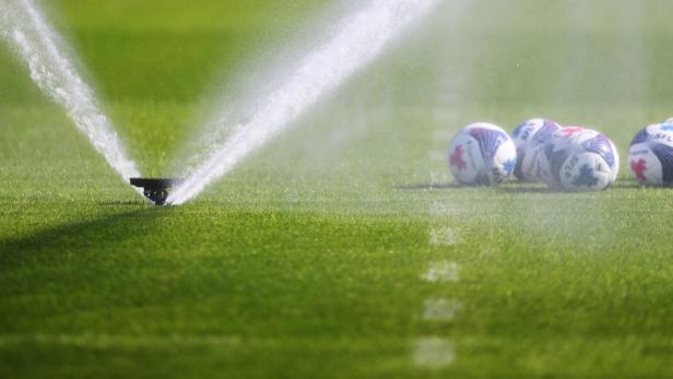 DEEPL, FUSSBALL, TRAINING, GCZ, GC, GRASSHOPPER, GRASSHOPPERS,