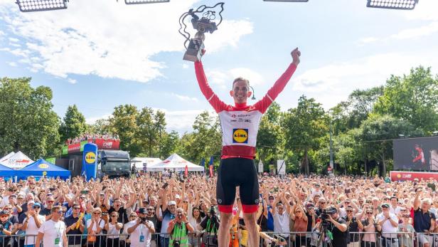 TOUR OF AUSTRIA: 5. ETAPPE VON LANGENLOIS BIS WIEN: MÜHLBERGER (AUT)