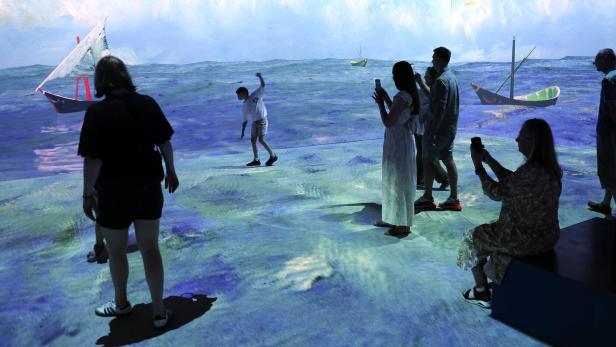 Exhibition 'Van Gogh: Immersive Experience' in Riga