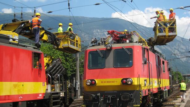 Arbeiten an der Oberleitung 