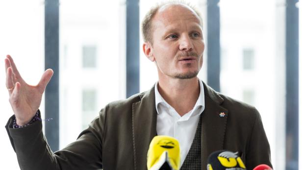 POLITIK: PK STADT INNSBRUCK ZUR PRÄSENTATION DES KOALITIONSPAKTES: ANZENGRUBER