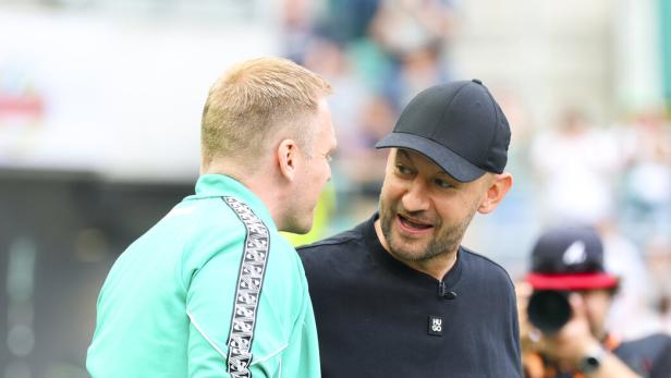 Rapid-Trainer Hoff Thorup (l.) und Austria-Coach Helm