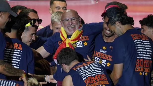 Spanisches Fußballteam feiert