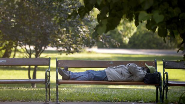 THEMENBILD: OBDACHLOSE / OBDACHLOSIGKEIT / SOZIALES / ARMUT