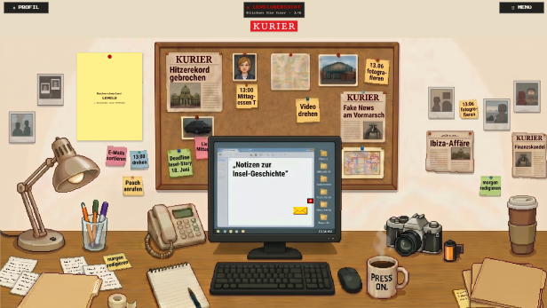Ein Schreibtisch in Pixel-Art mit einem Computer, einer Pinnwand, Zeitungsartikel, einem Notizblock und vielen anderen Objekten.
