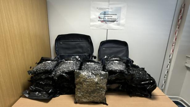 ++ HANDOUT ++ NIEDERÖSTERREICH:  25 KILO CANNABISKRAUT IM GEPÄCK