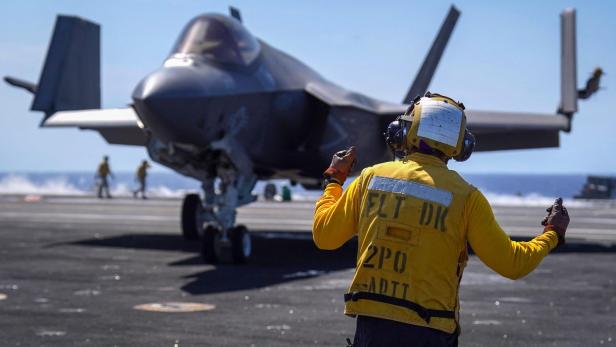 US-MILITARY-RIMPAC-ARMAMENT