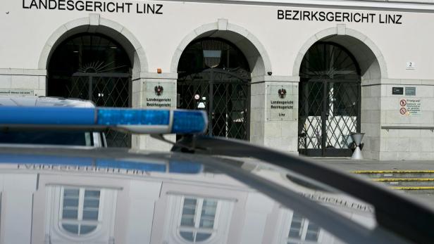 ++ THEMENBILD ++ LANDESGERICHT / BEZIRKSGERICHT LINZ