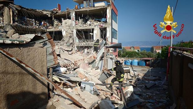 ITALY-DISASTER-ACCIDENT