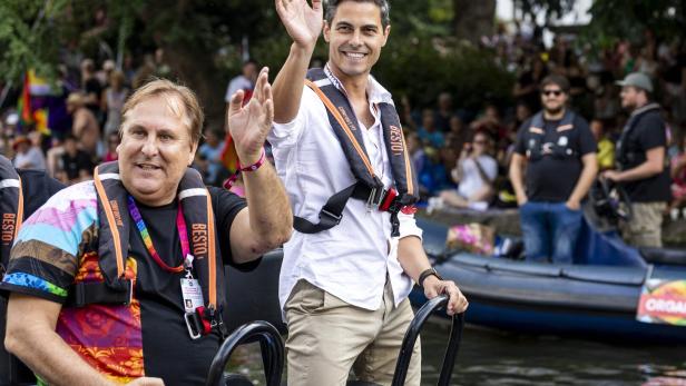 NETHERLANDS-LGBTQ-PARADE-POLITICS-LIFESTYLE