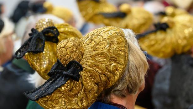 Mostviertler Goldhauben
