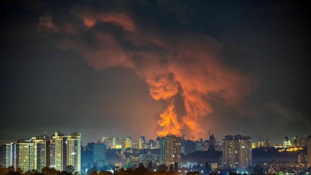Russian missile strike in Kyiv