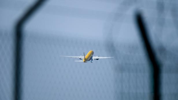 Sicherheitsbehörden warnen vor Brandsätzen in Luftfracht