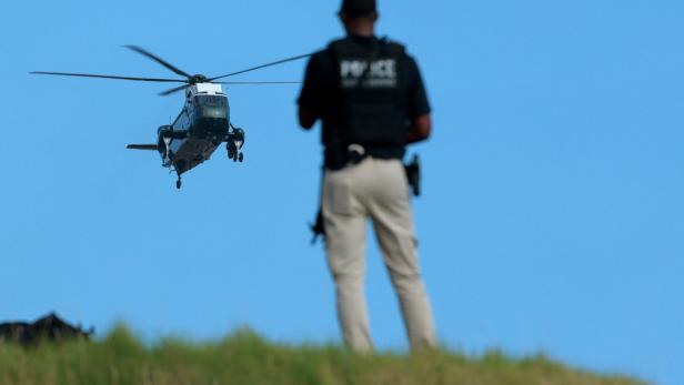 US-PRESIDENT-TRUMP-DEPARTS-THE-WHITE-HOUSE-FOR-LOS-ANGELES-AND-L