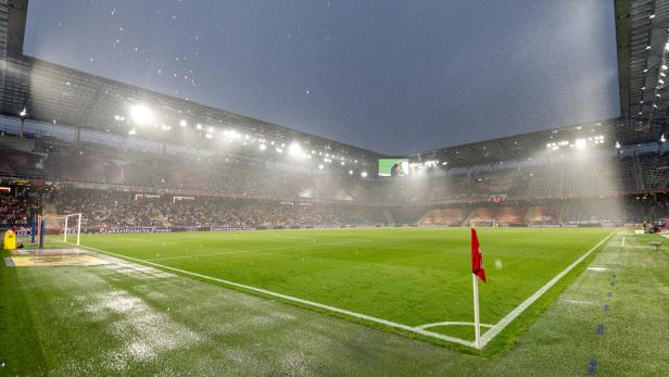FUSSBALL/ UEFA EL QUALIFIKATION: FC SALZBURG - PAFOS FC