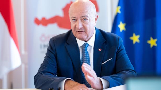 VERANSTALTUNGSREIHE "ÖSTERREICH IM GESPRÄCH" MIT BUNDESKANZLER STOCKER (ÖVP)